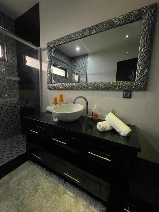 Vivenda Luxuosa Villa Feteiras Eksteriør billede